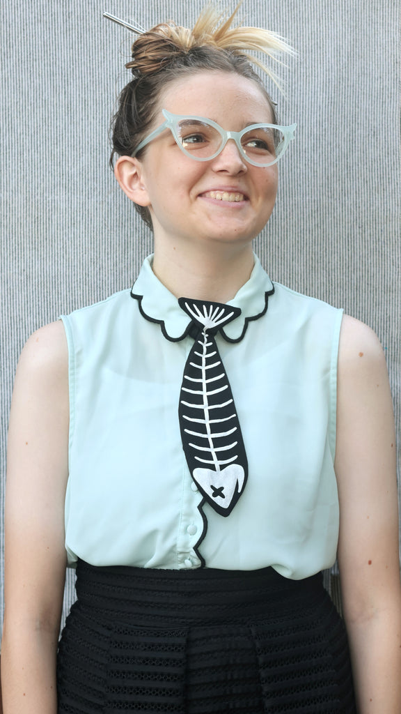 dead fish necktie