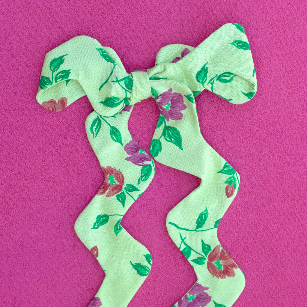 Jumbo floral rick rack tie