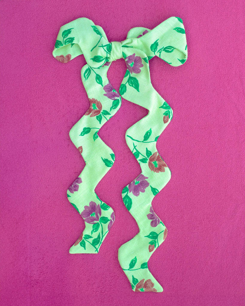 Jumbo floral rick rack tie