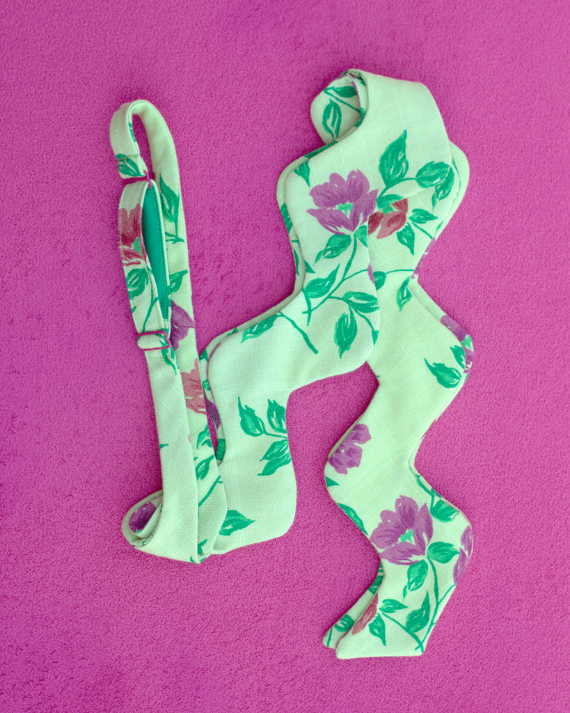 Jumbo floral rick rack tie