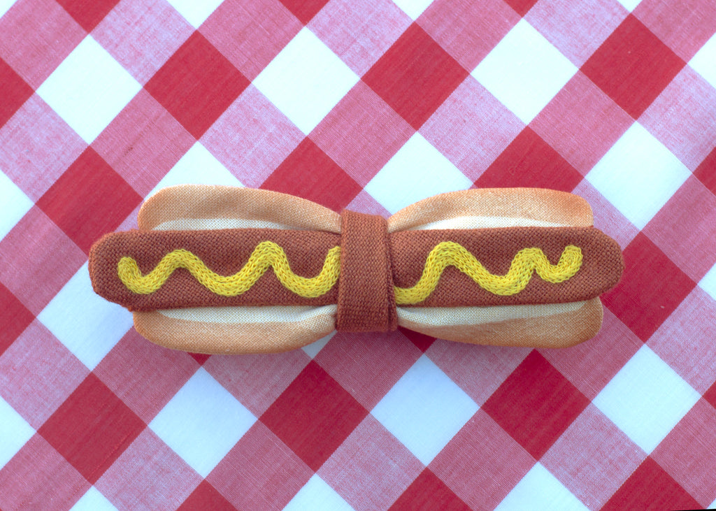hot dog bow tie! (classic ballpark)