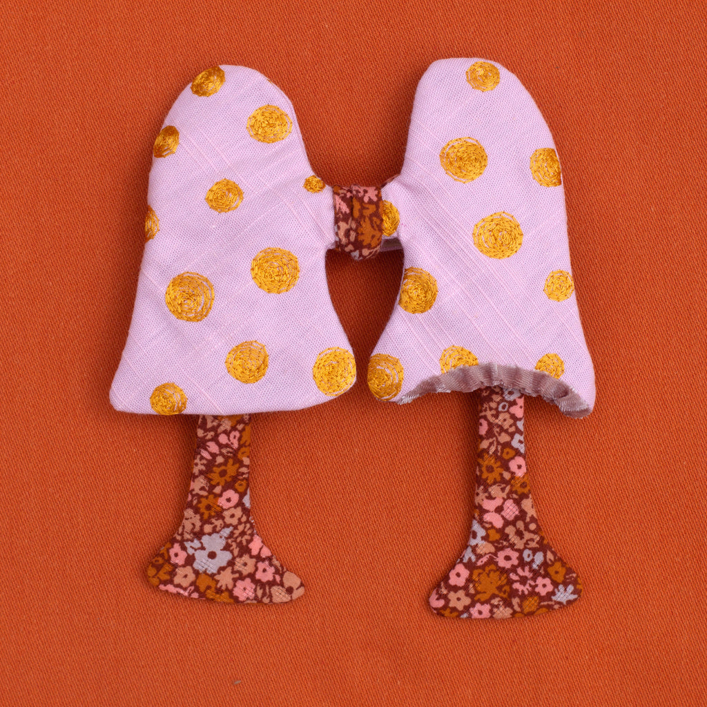 Mushroom bow tie