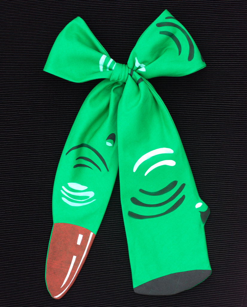 Witch finger bow tie!