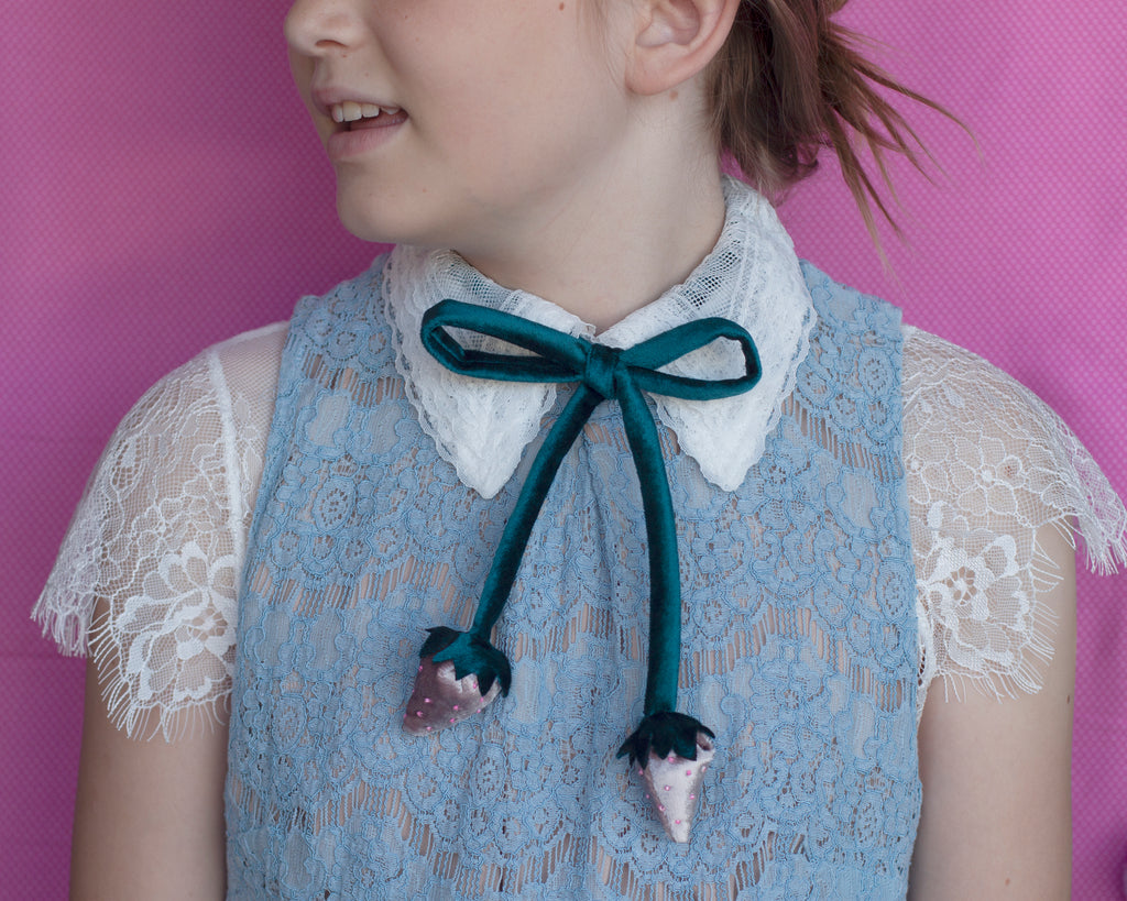 Velvet strawberry bow tie