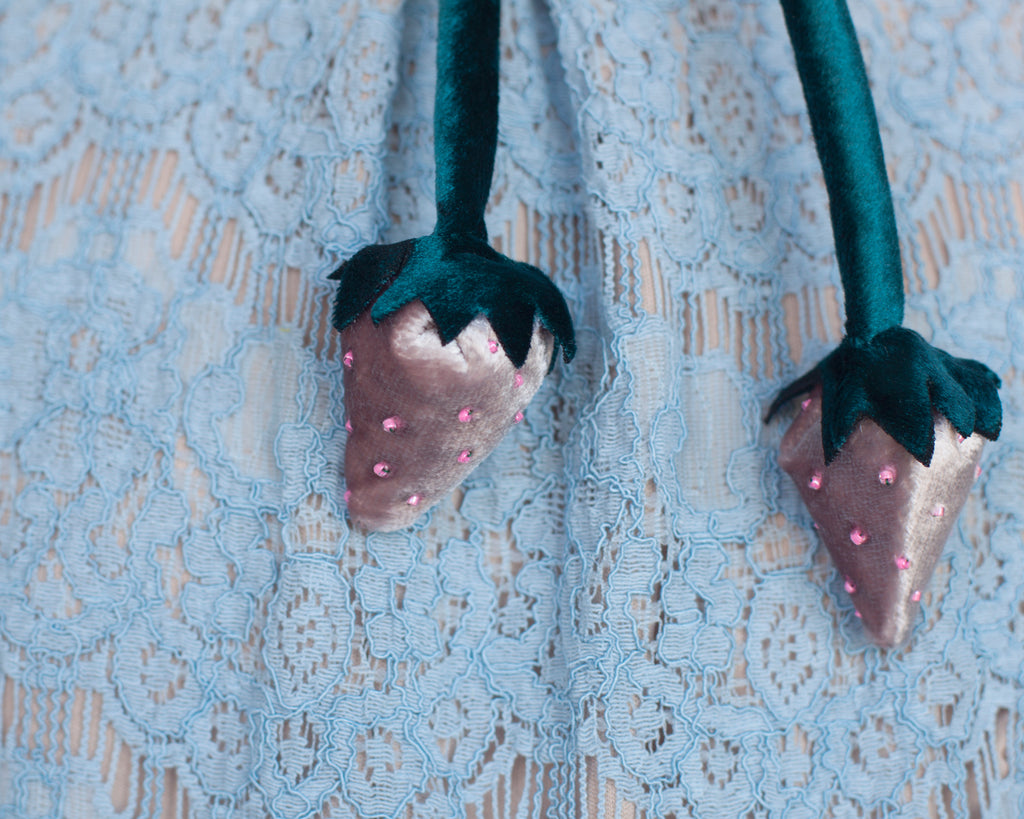 Velvet strawberry bow tie