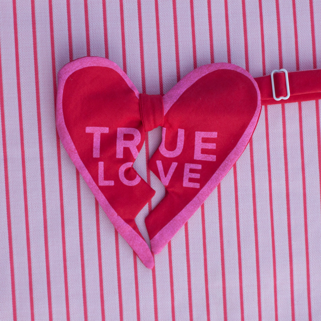 Broken Heart tie
