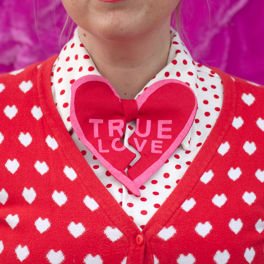 Broken Heart tie