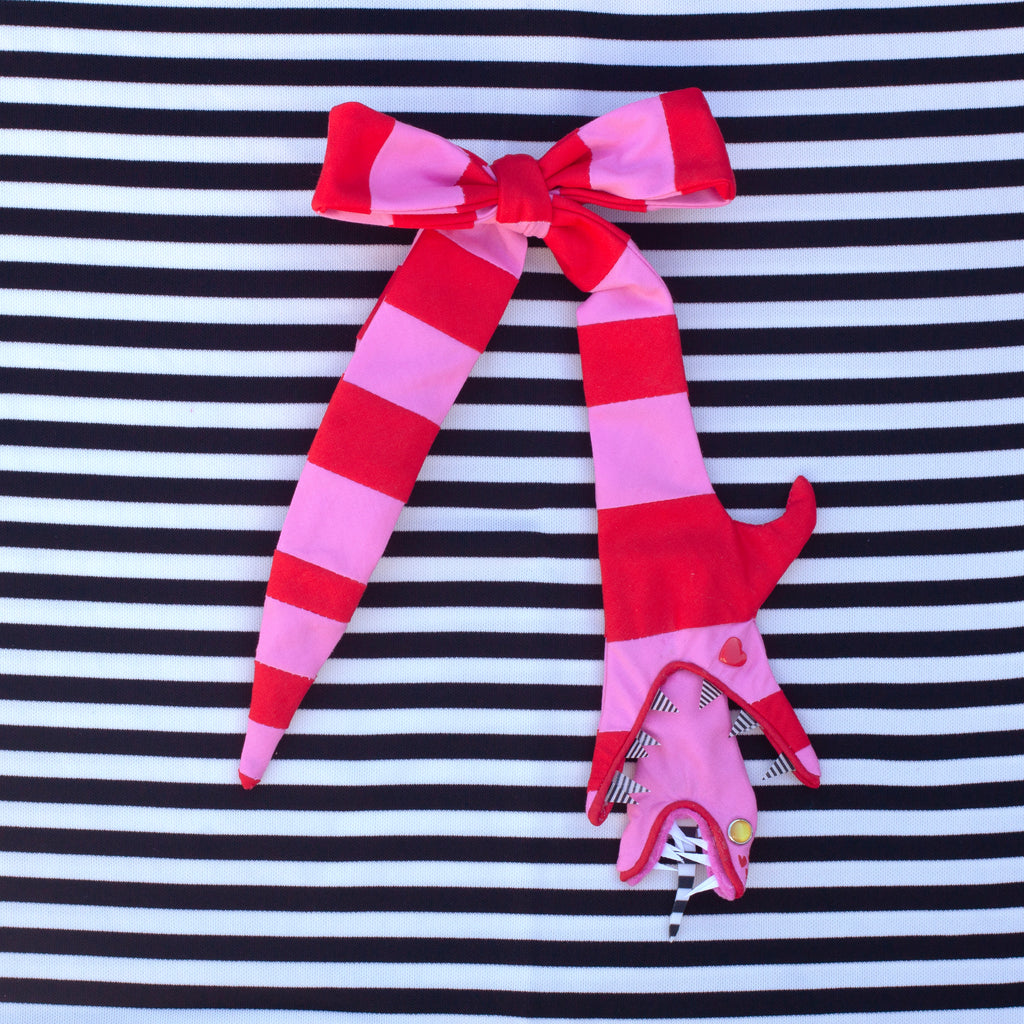 Loveworm bow tie!
