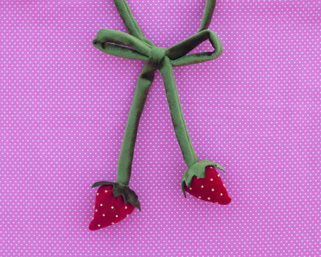 Velvet strawberry bow tie