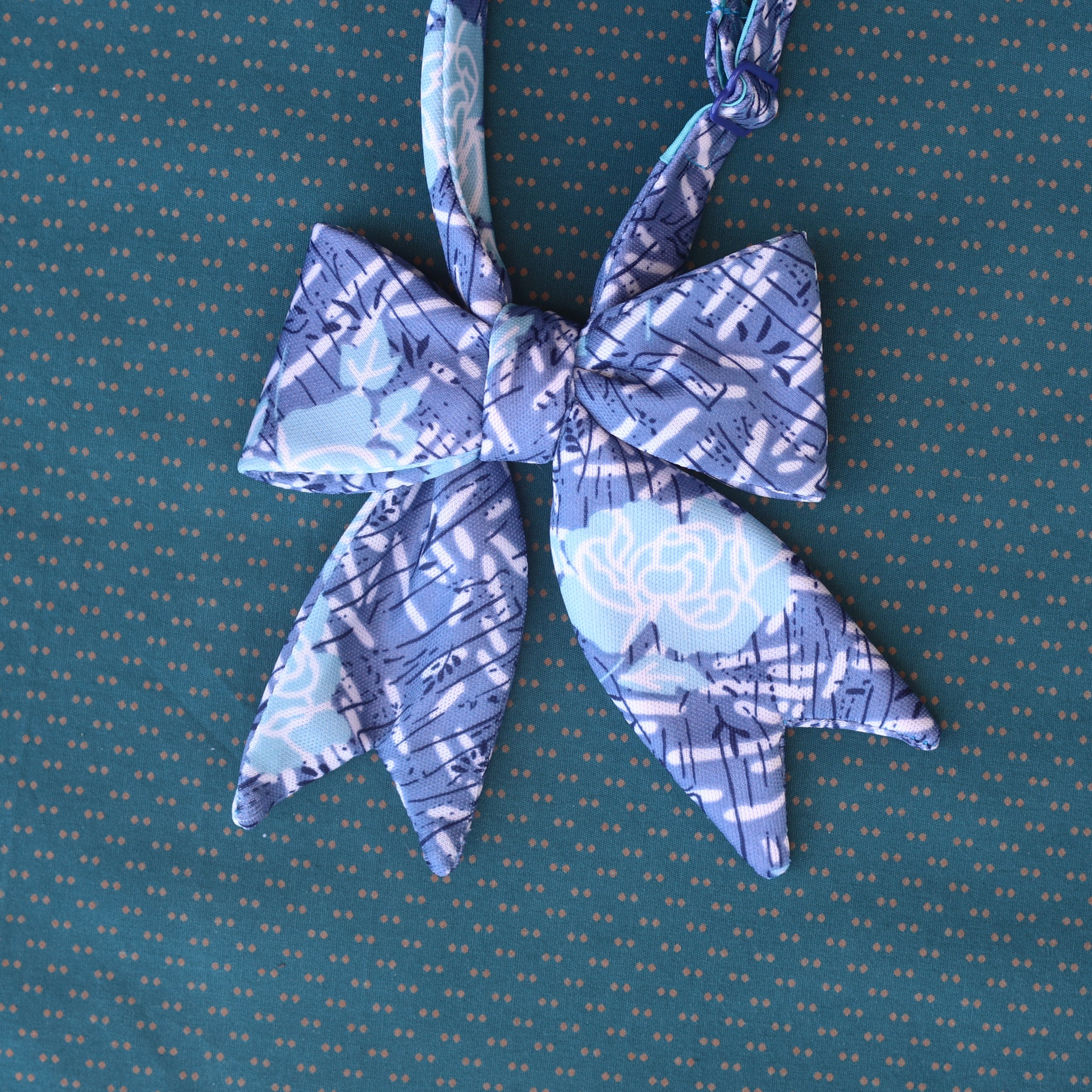 national thrift shop day gift bows!