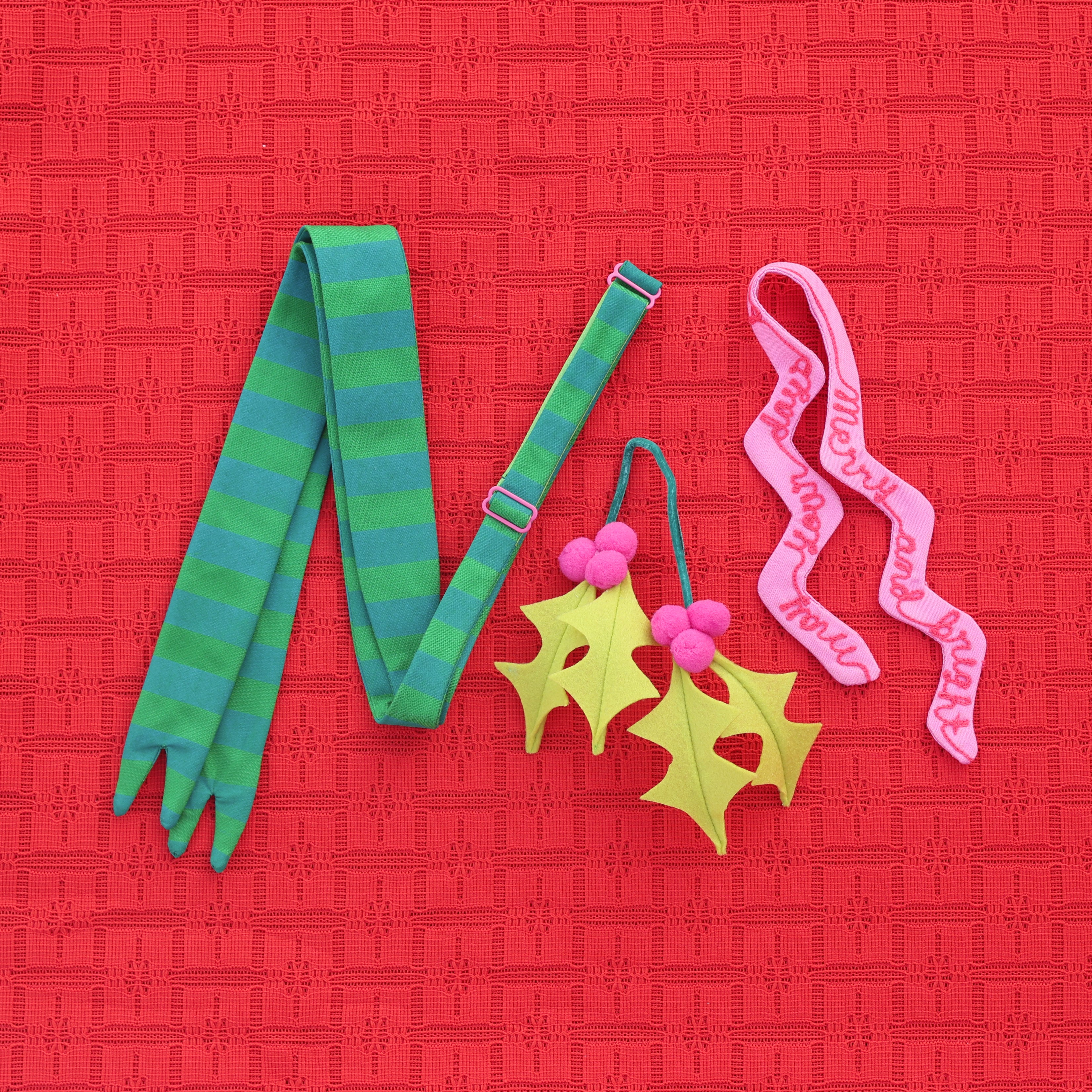 happy holidays bow tie