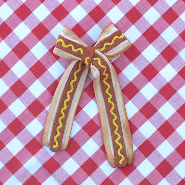 hot dog bow tie! (famous footlong)