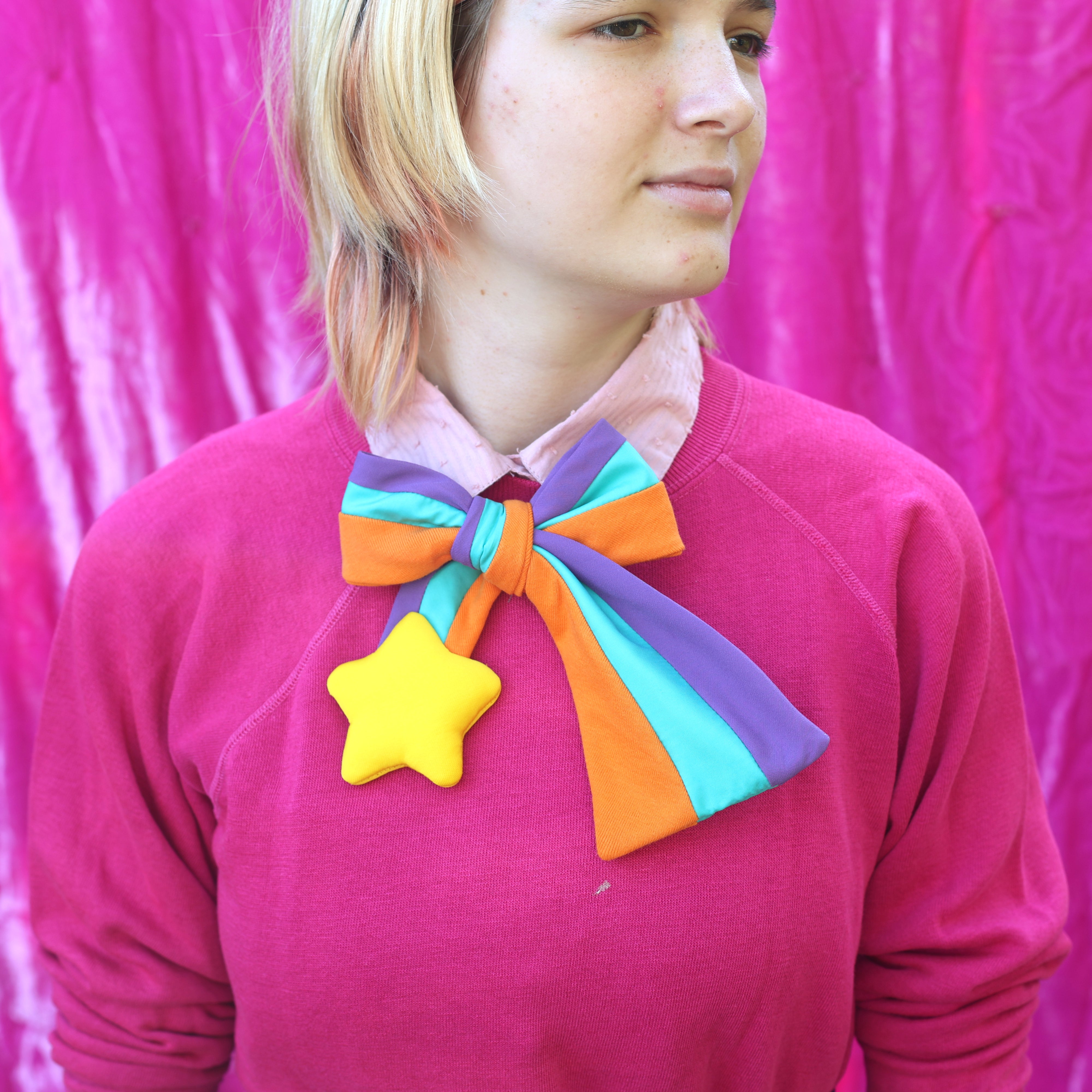 Mabel shooting star bow tie