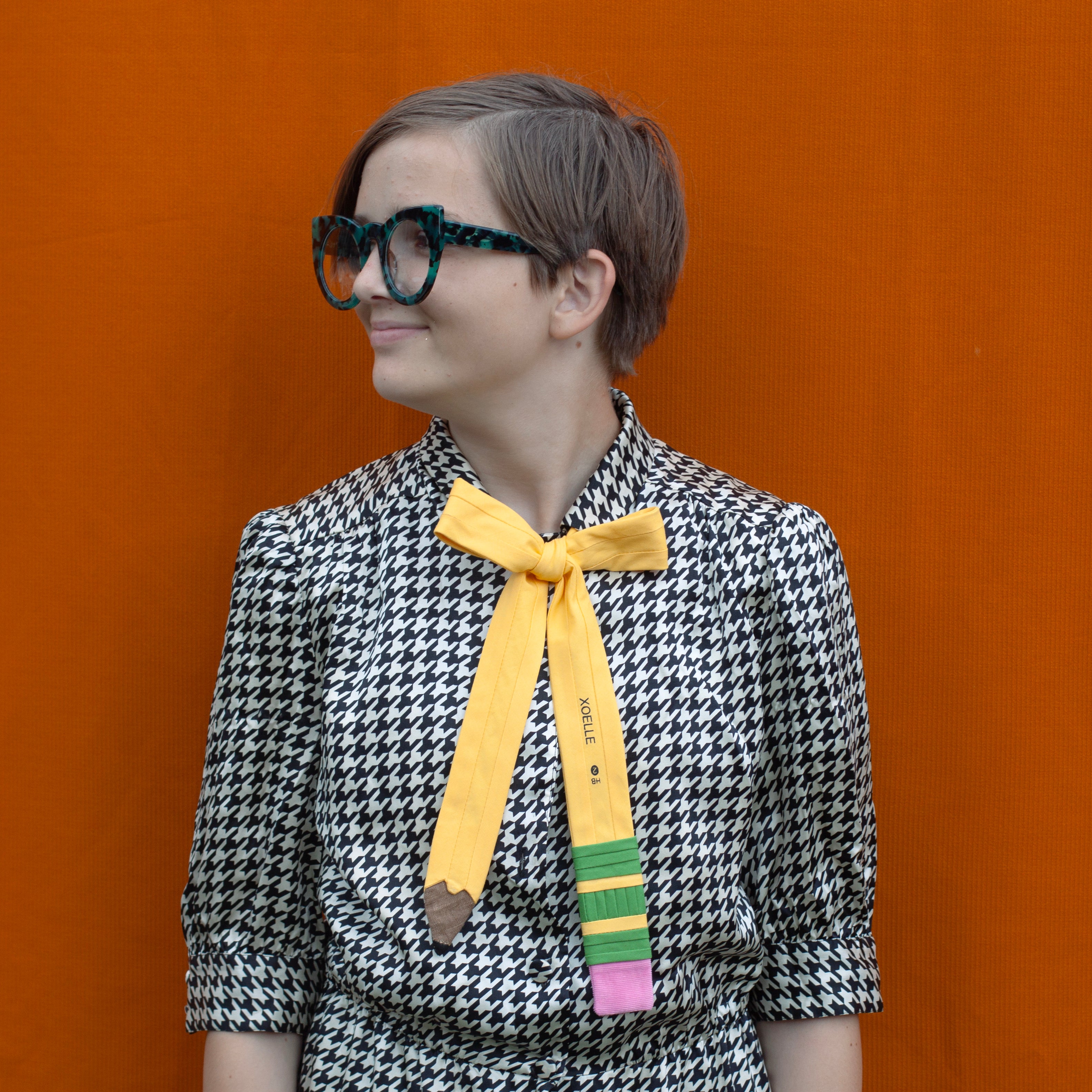 pencil bow tie- vertical