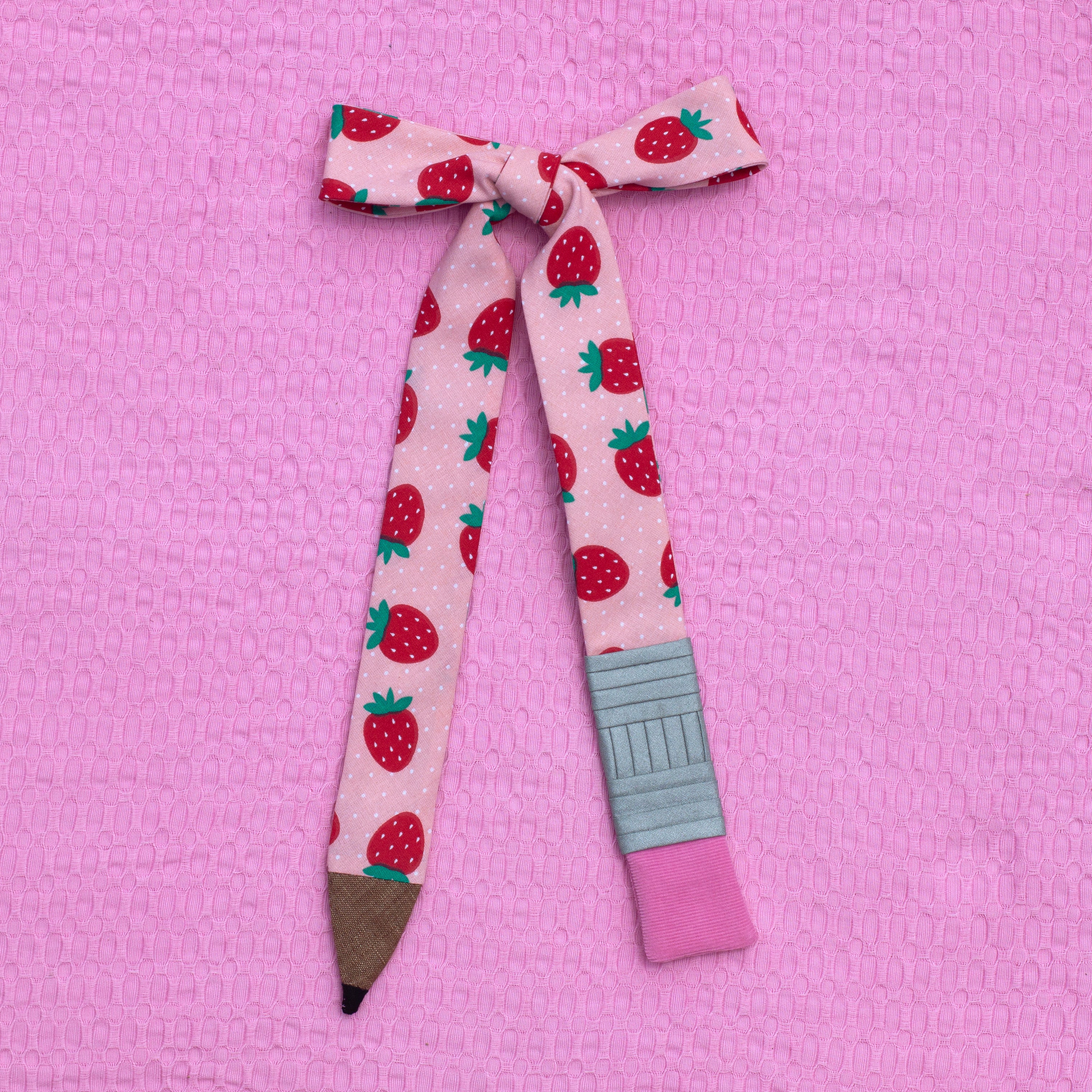 Novelty pencil bow tie