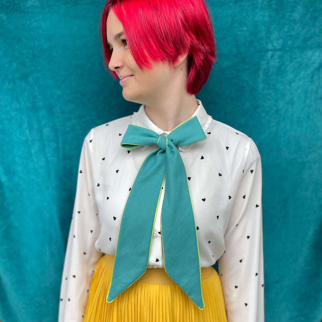 tealy-lineny-lime-edged bow tie