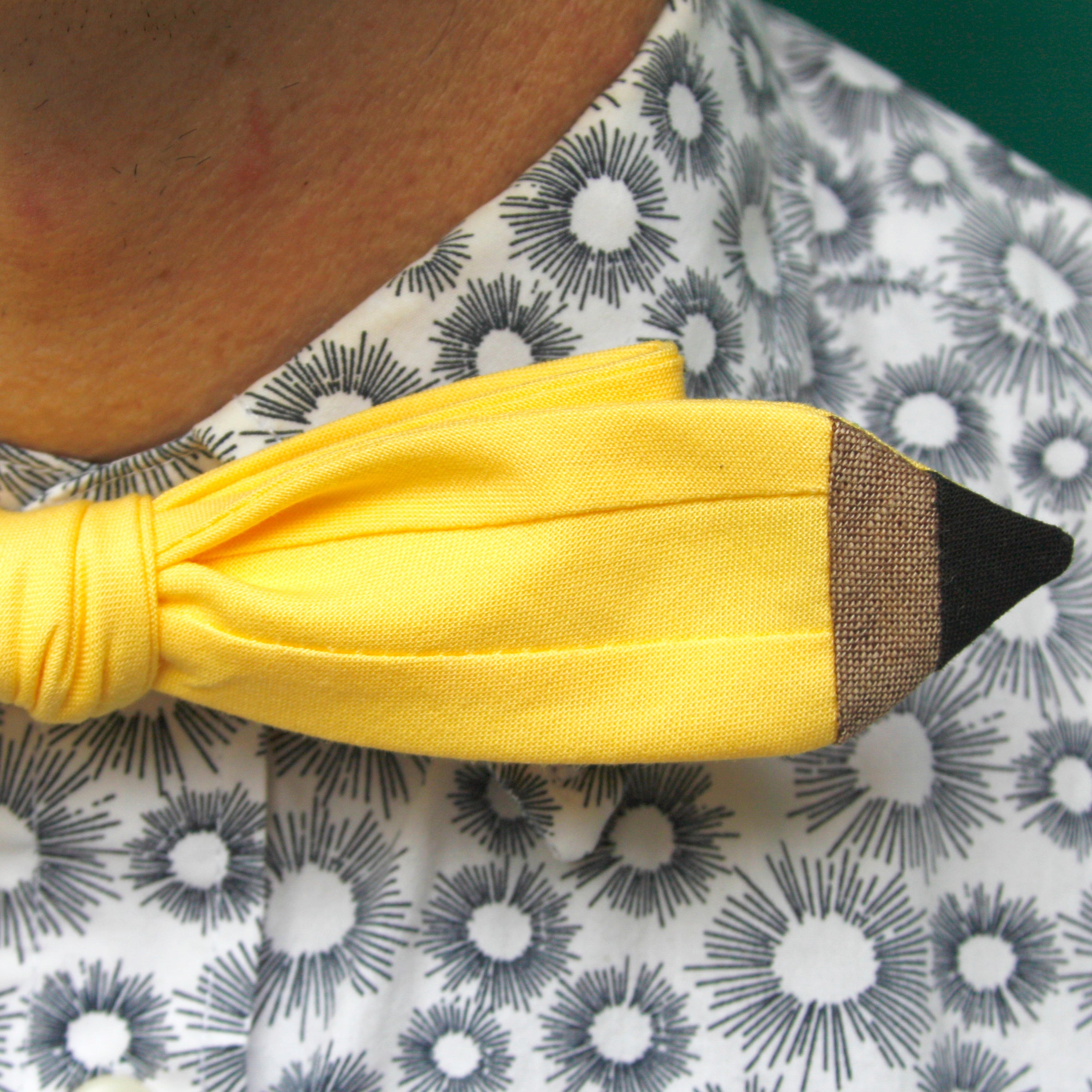 Pencil bow tie