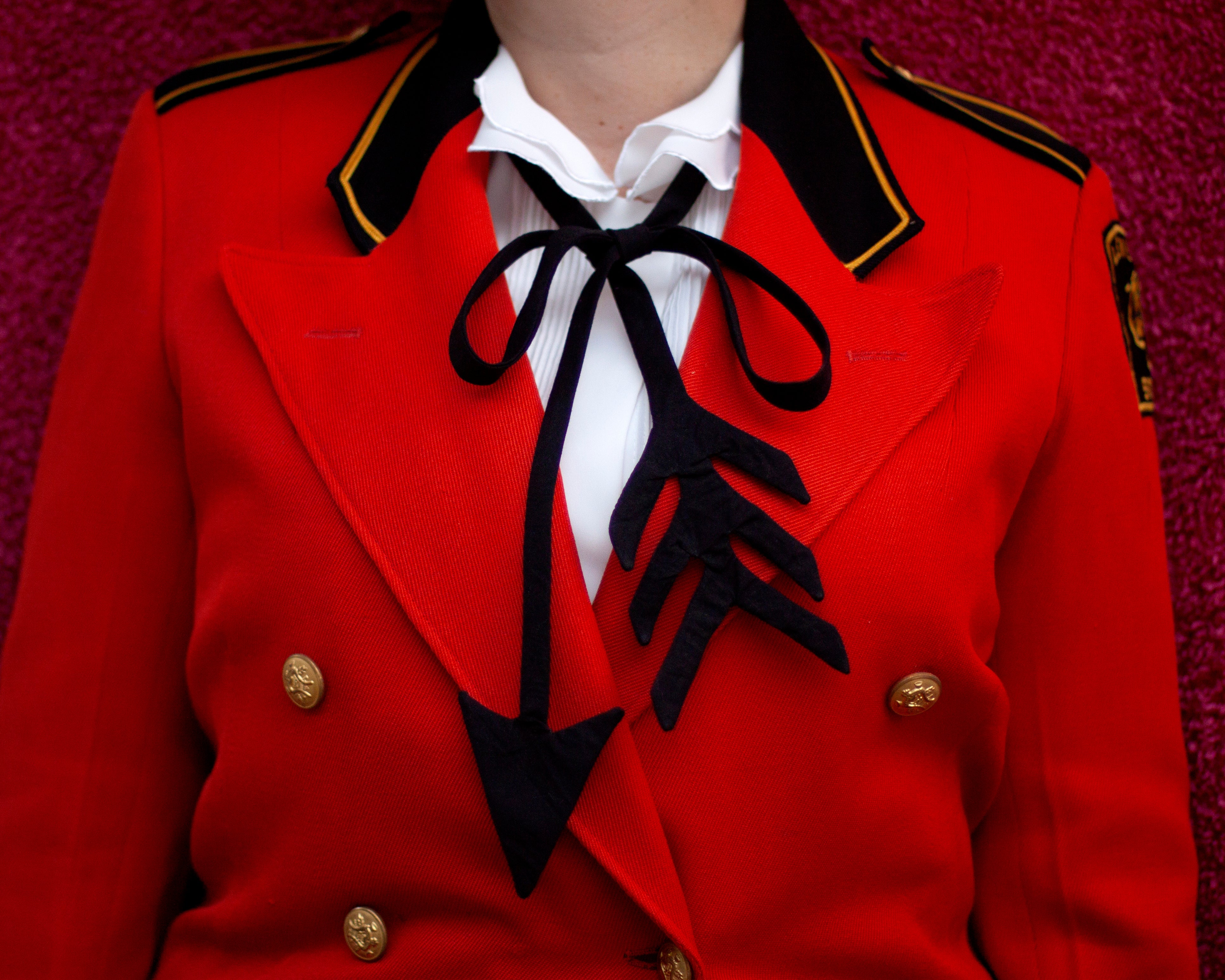 Cupid's arrow bow tie // Valentine's Day bow tie for ladies & gents!