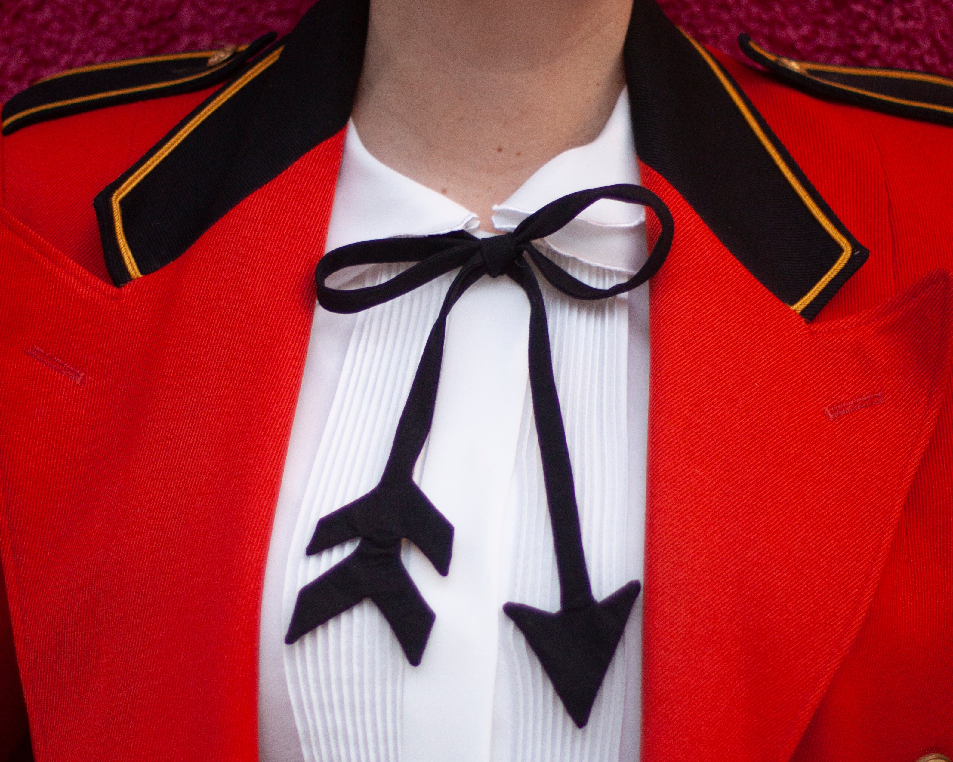 Cupid's arrow bow tie // Valentine's Day bow tie for ladies & gents!