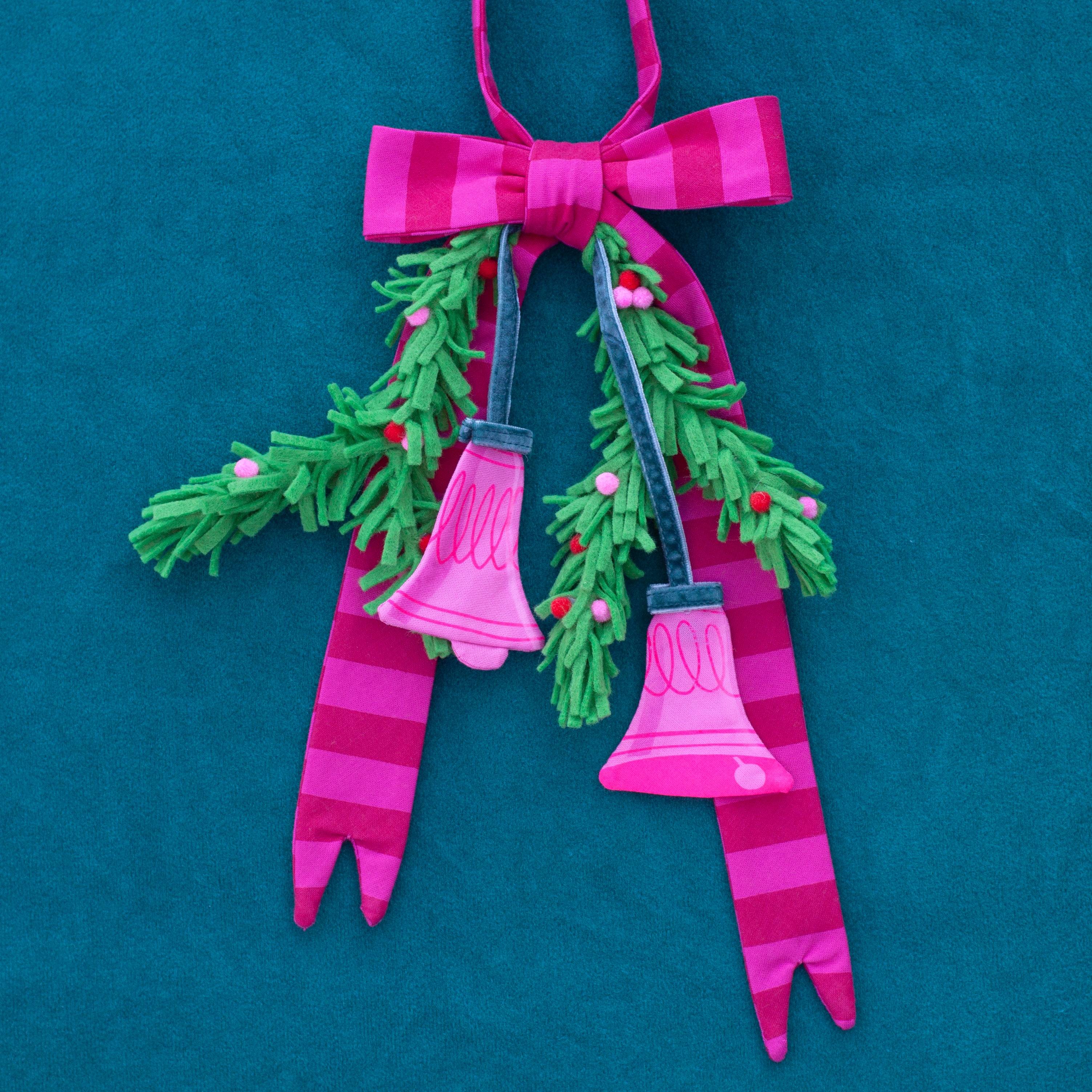 Holiday cheer bow tie!