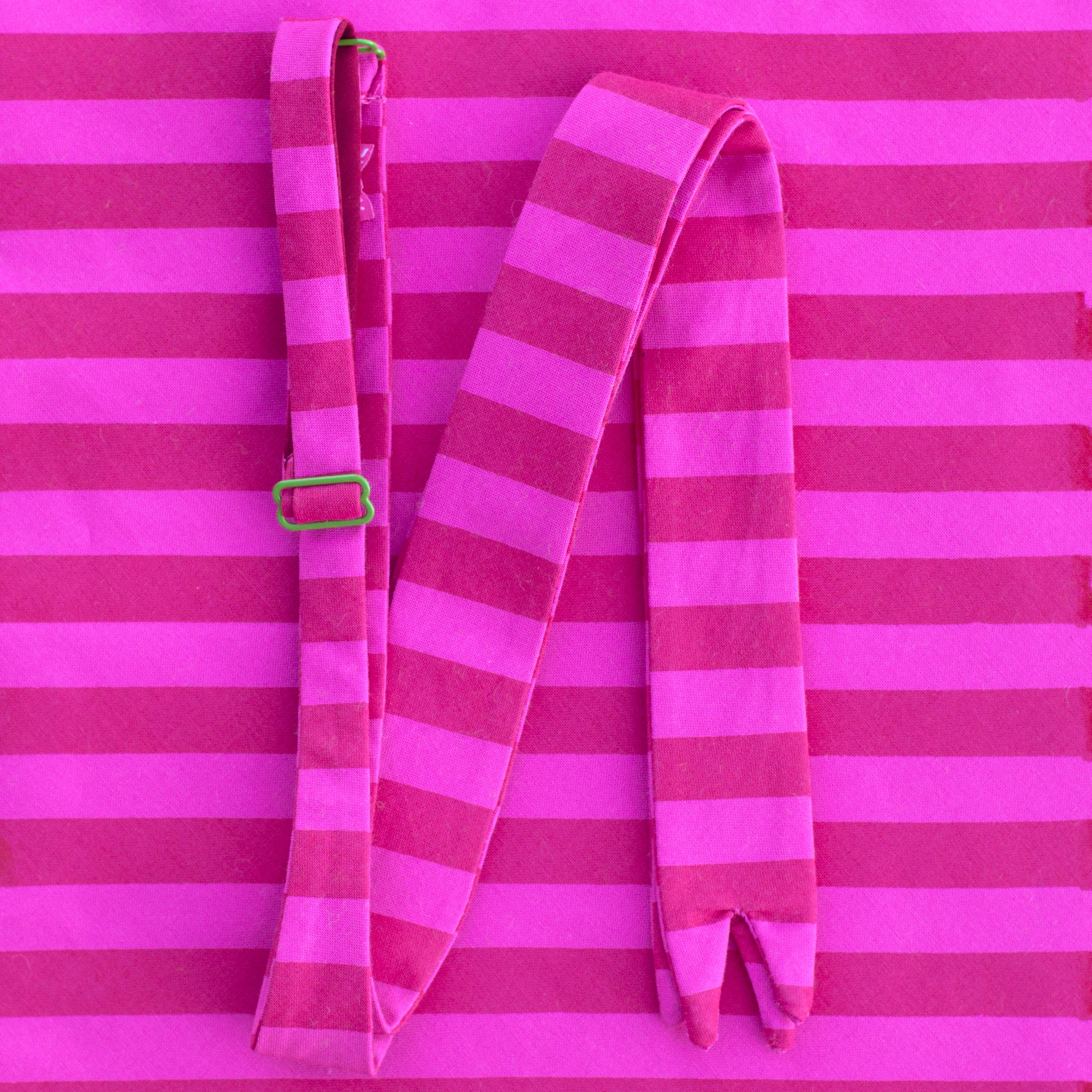 Holiday cheer bow tie!