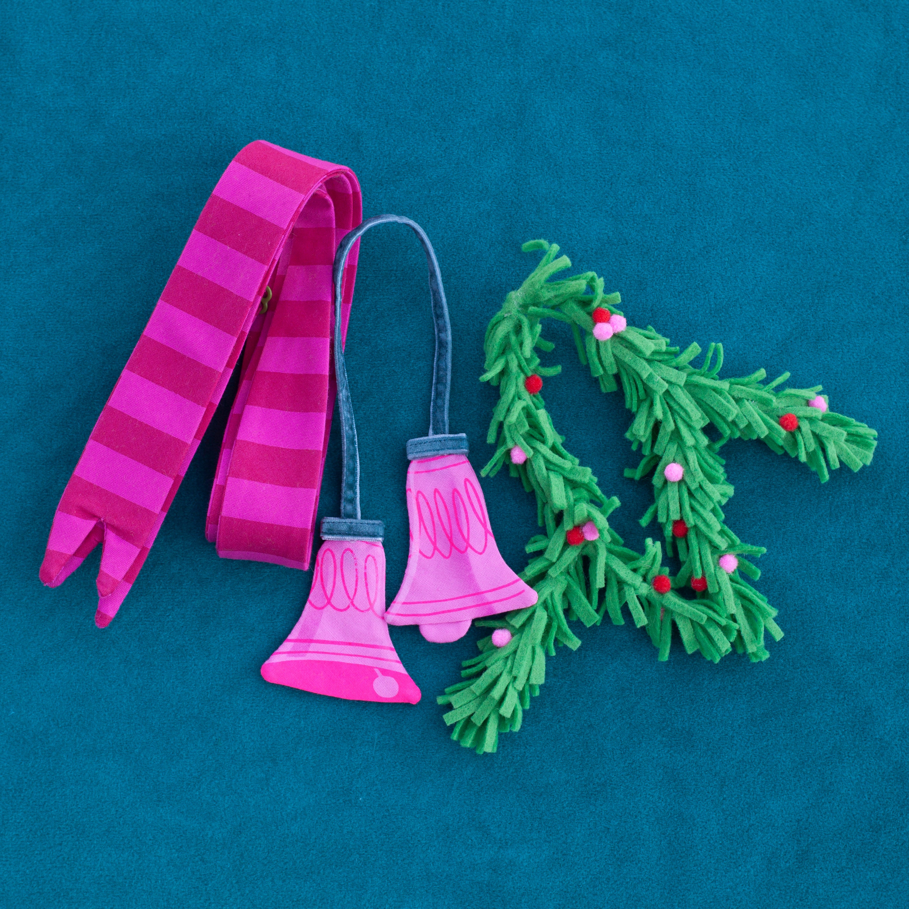 Holiday cheer bow tie!