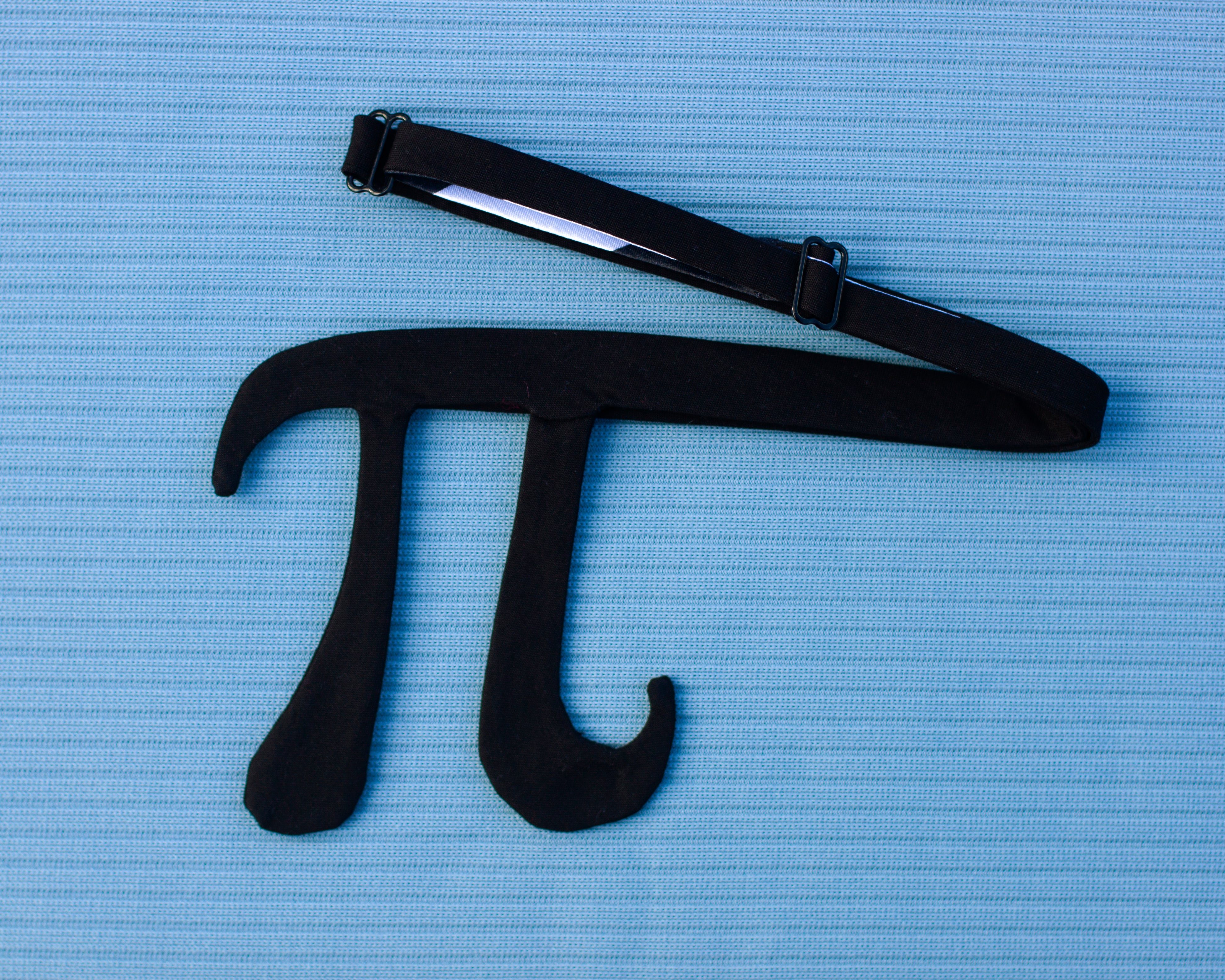 Pi tie // math bow tie for teachers, geeks, and smarty-pants
