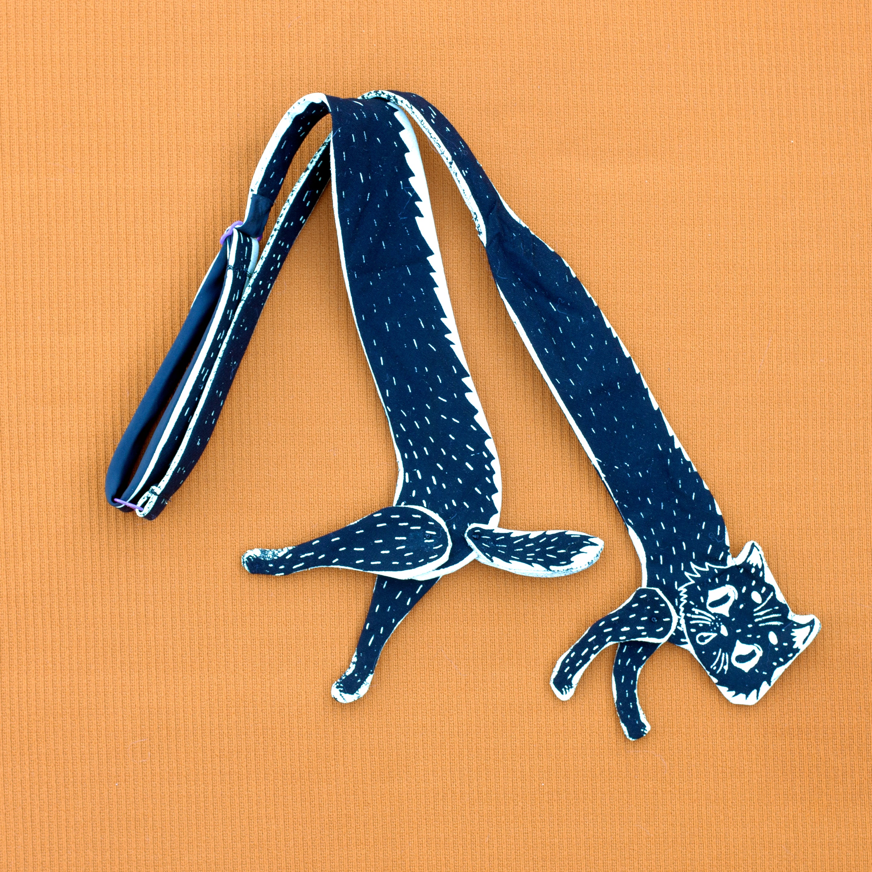 Scaredy cat tie