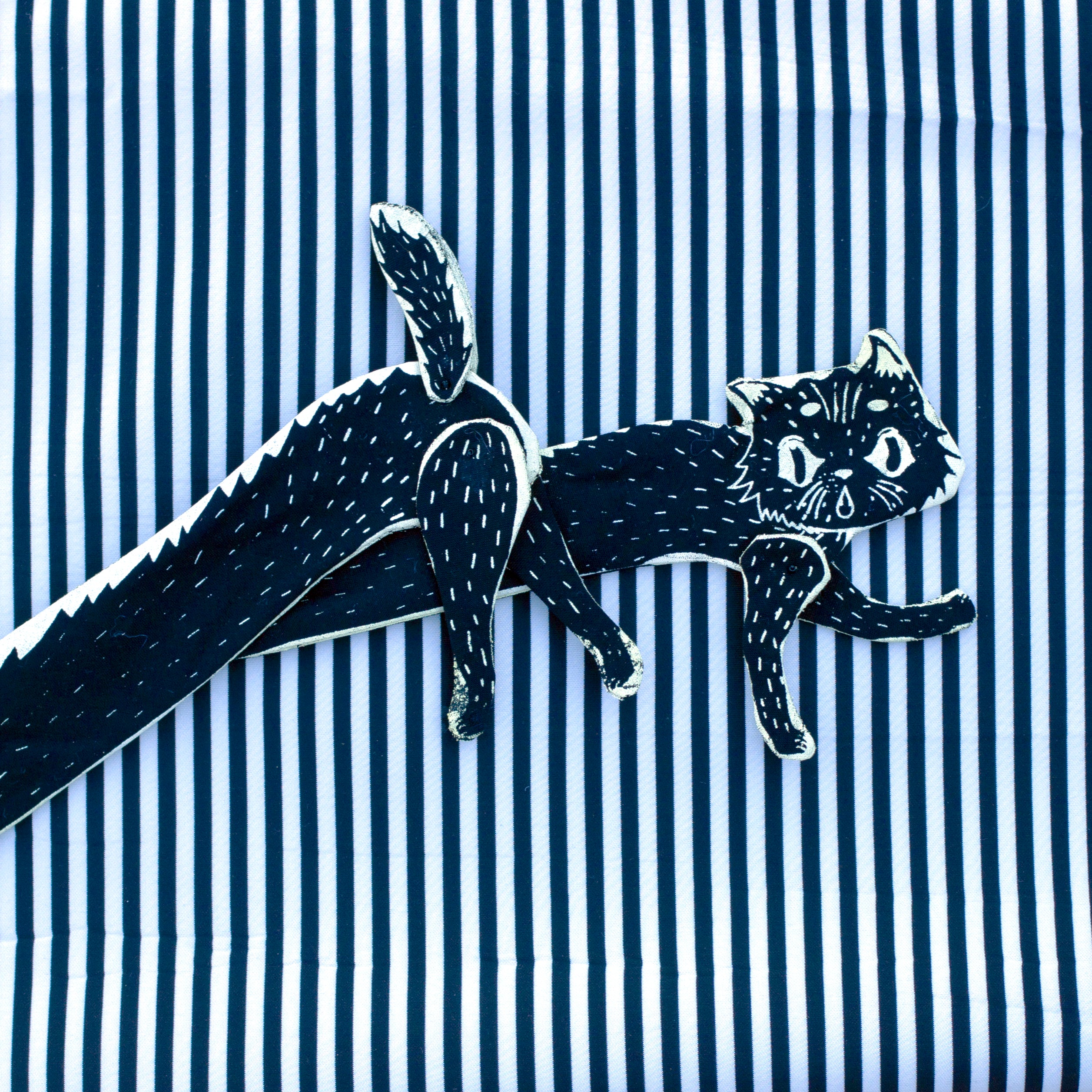 Scaredy cat tie