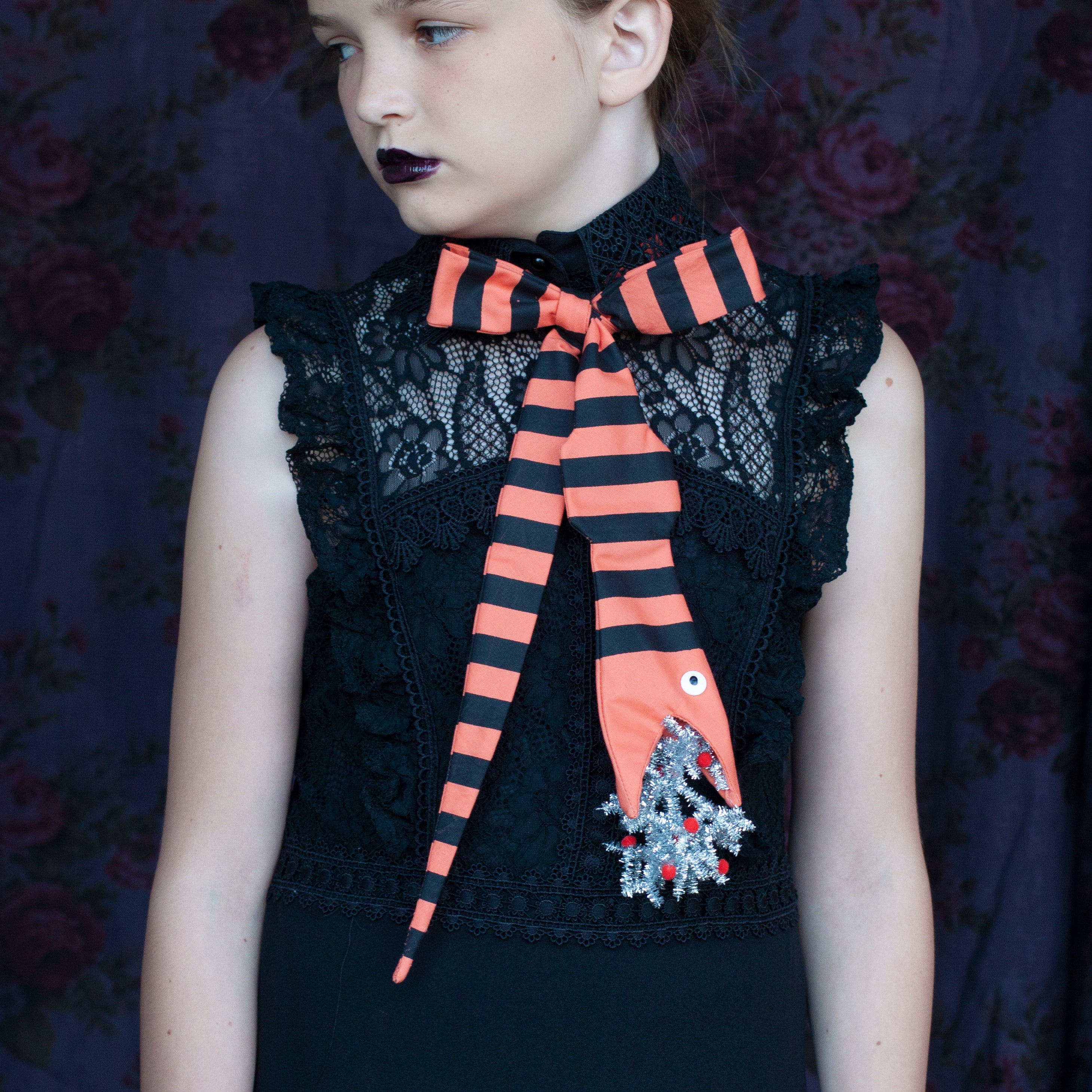 tree-eating-snake bow tie